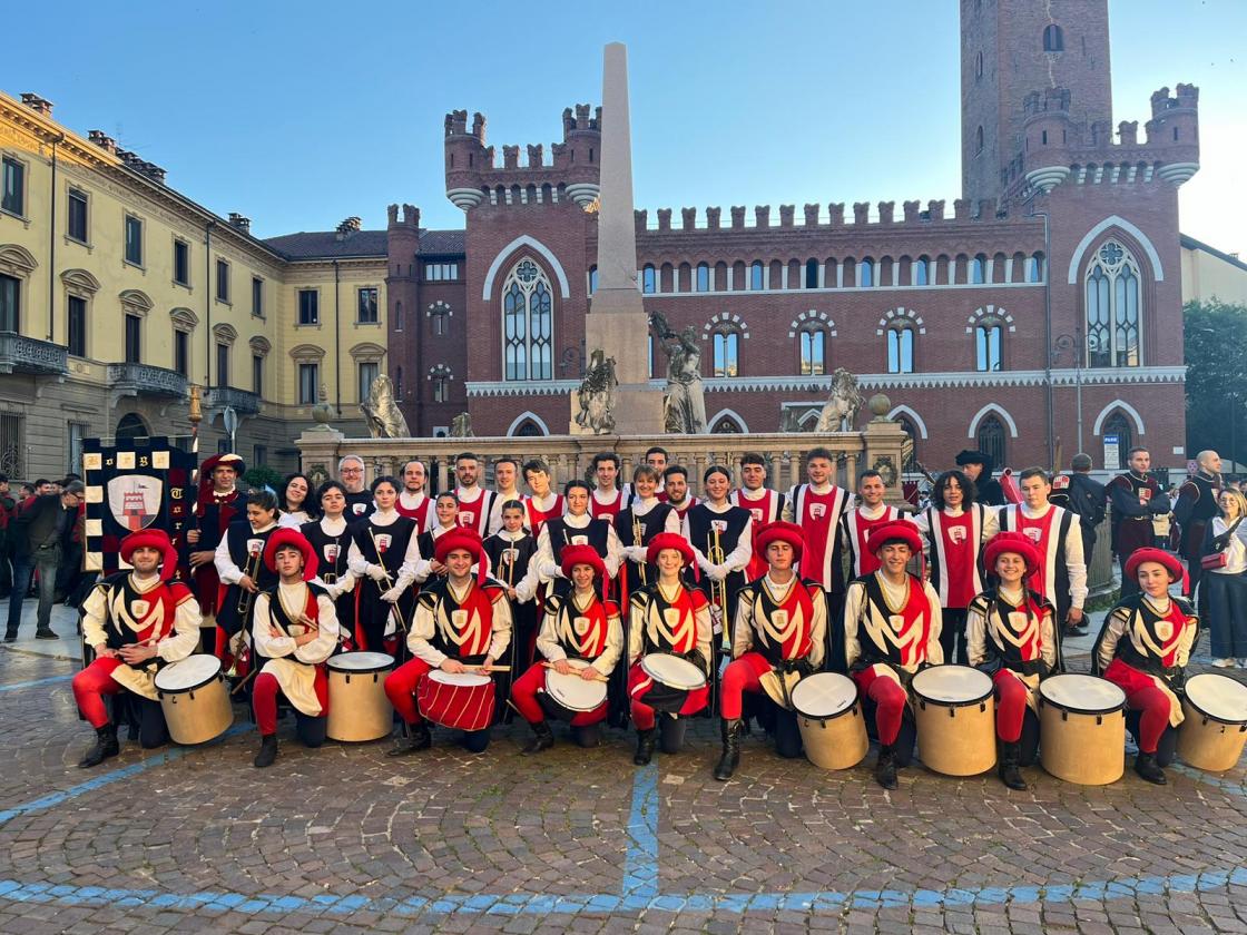 Gruppo Sbandieratori e Musici Borgo Torretta del Palio di Asti