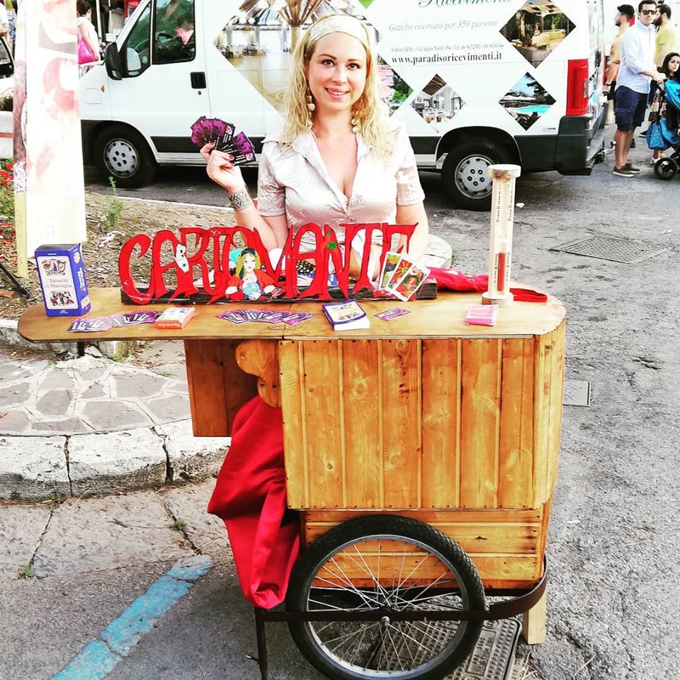 Kim Carol Cartomante