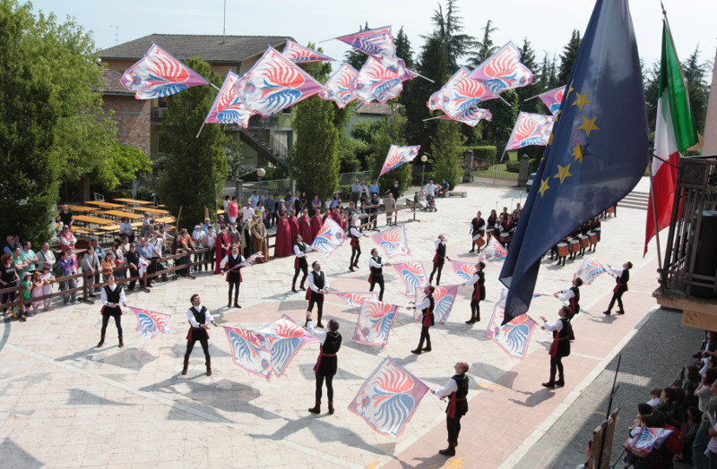 Sbandieratori e Musici Maestà della Battaglia