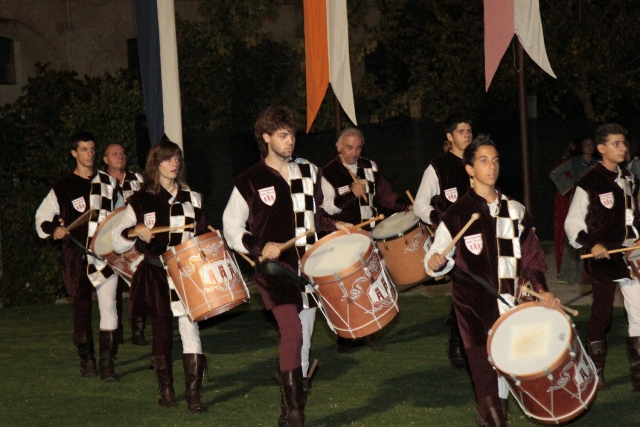 Gruppo Tamburi Medioevali della “Compagnia delle Torri”